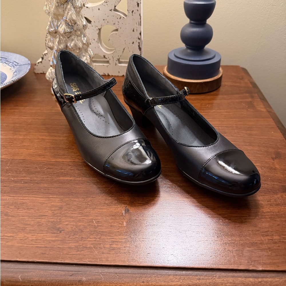 Elegant Black Mary Jane Heels, SAS